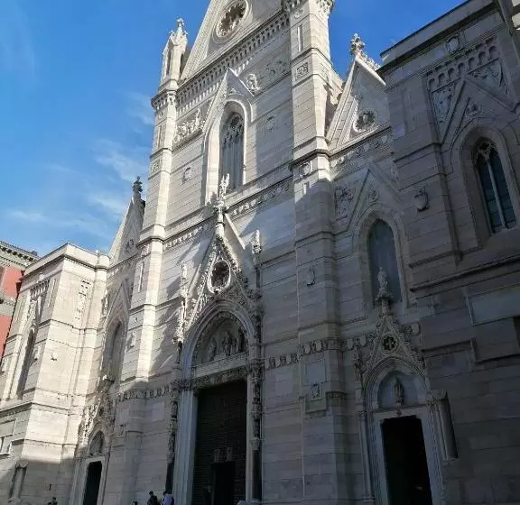 پانسیون Aurora E Dad Naples Center B&b