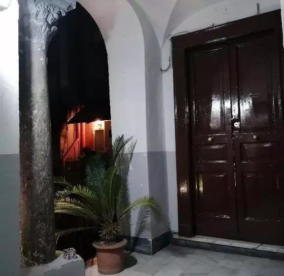 پانسیون Aurora E Dad Naples Center B&b