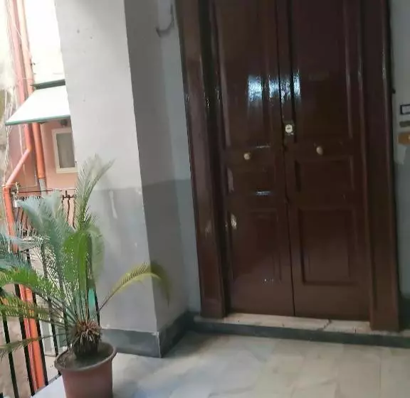 پانسیون Aurora E Dad Naples Center B&b