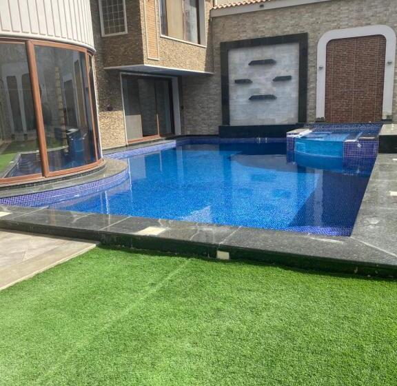 پانسیون Black Tiger Villa