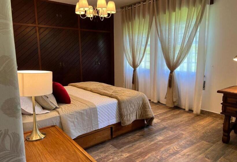 بنسيون Casa Holanda