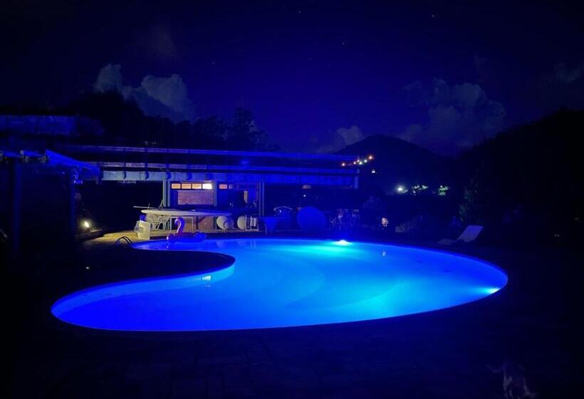 بنسيون Casa Holanda