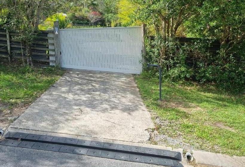 ペンション Healing Garden Bed & Breakfast Ubud