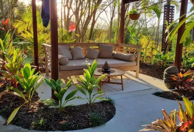 Majatalo Healing Garden Bed & Breakfast   Ubud