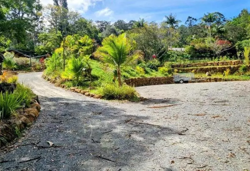 Majatalo Healing Garden Bed & Breakfast   Uluwatu