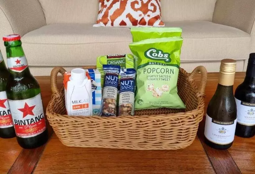 Majatalo Healing Garden Bed & Breakfast   Uluwatu