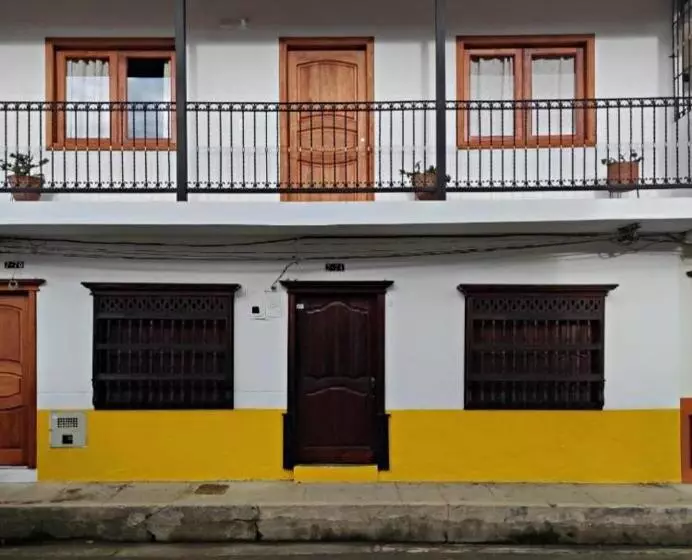 ペンション Hostal Casa Celeste