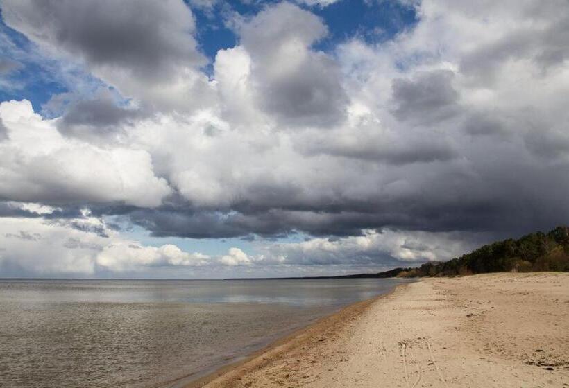 پانسیون Apartamenti Ar Verandu Diviem Cilvēkiem