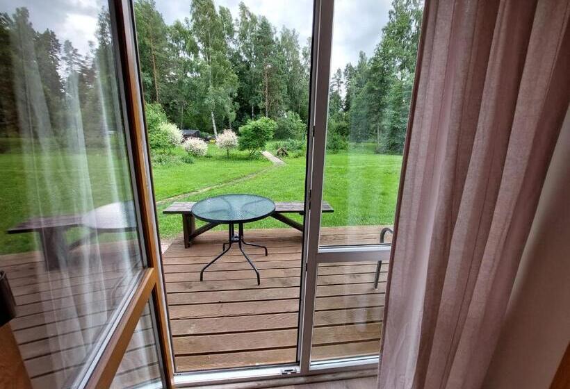 پانسیون Apartamenti Ar Verandu Diviem Cilvēkiem