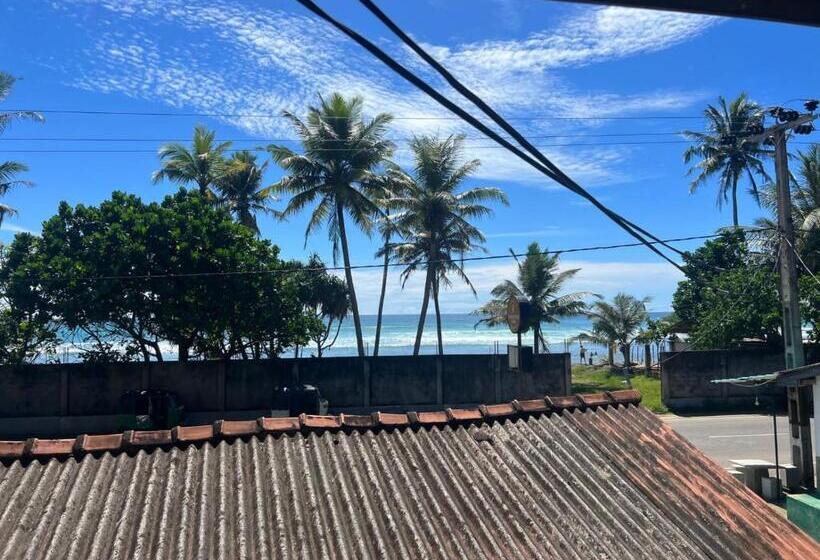 Lomakeskus Pineapple Surf