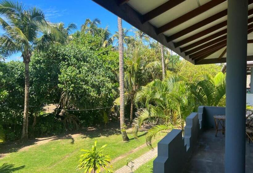 Lomakeskus Pineapple Surf