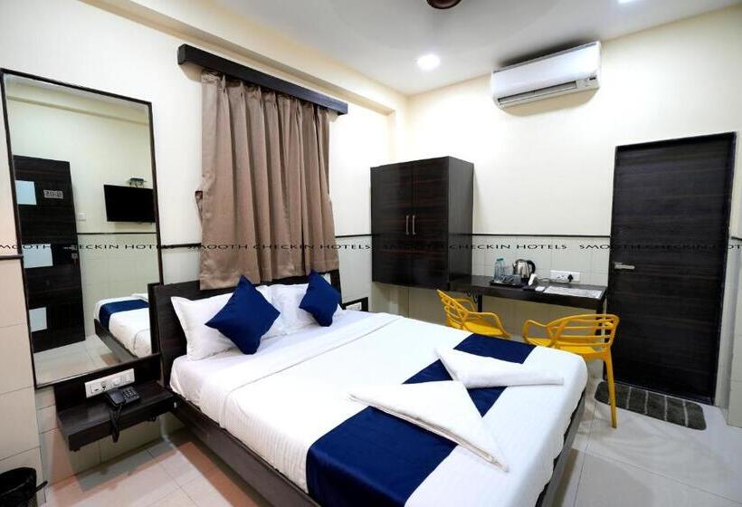 Smooth Checkin By Hotel Triton