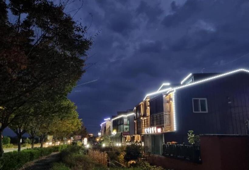 순천만 갈대숲 호스텔