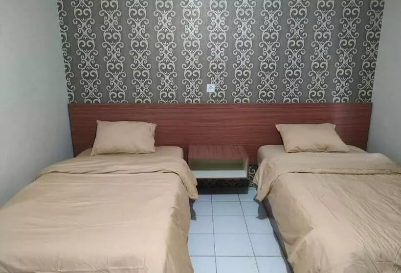 ユースホステル Wisma Aulia 88