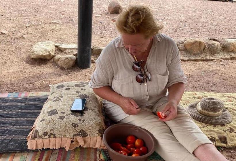 تختخواب و صبحانه Bedouin Home. Stay And Guiding