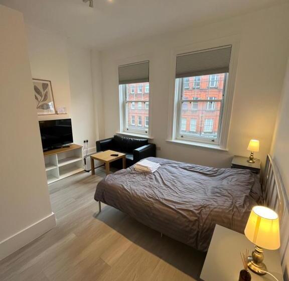 تختخواب و صبحانه Camden Bnb