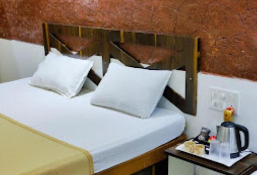 Blue Sea Beach Resort Malvan