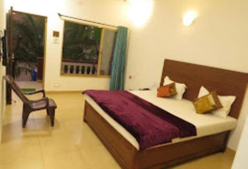 Blue Sea Beach Resort Malvan