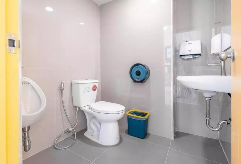 Hotelli พิลโล่ อินน์ พะเยา Pillow Inn Phayao