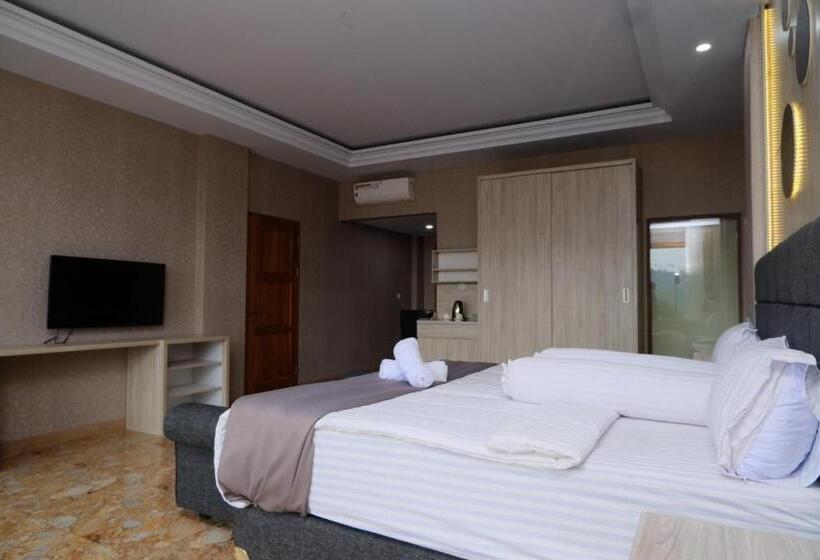 Szálloda Al Hambra Granada Resort Convention Garut