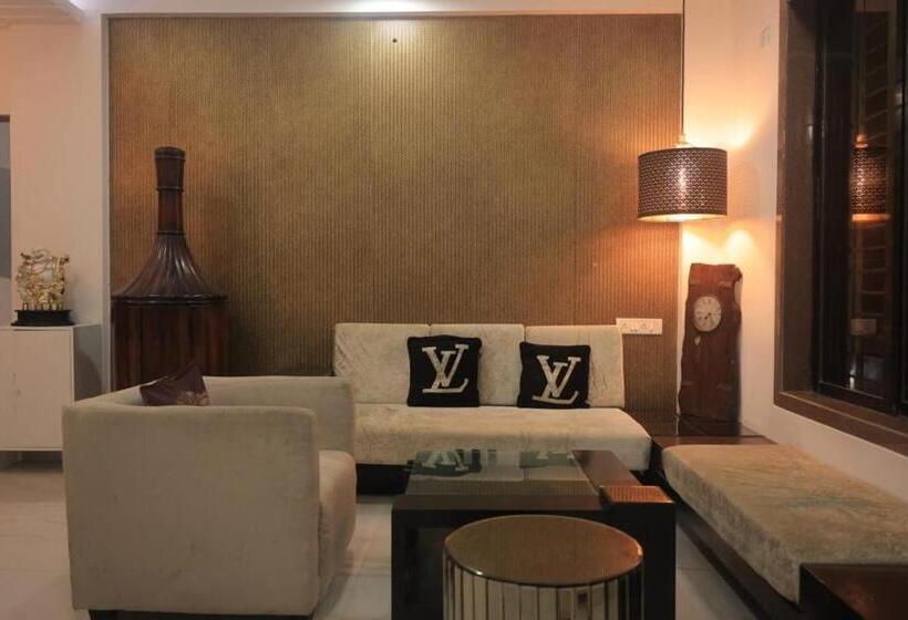 酒店 Blue Sky Villa