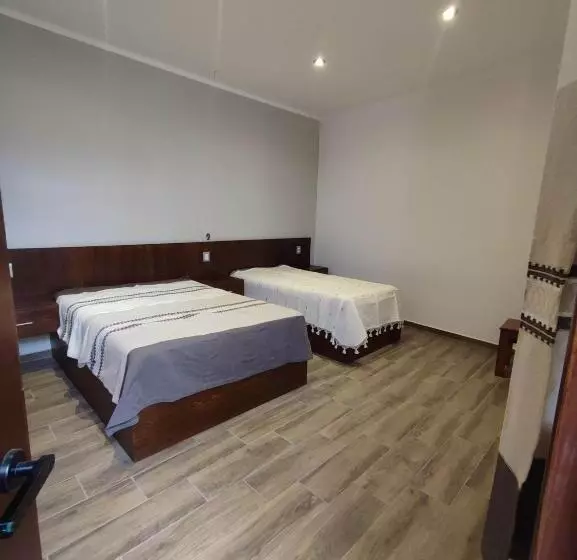 Hotelli Casa Mictlan. Habitaciones En El Centro De Mitla