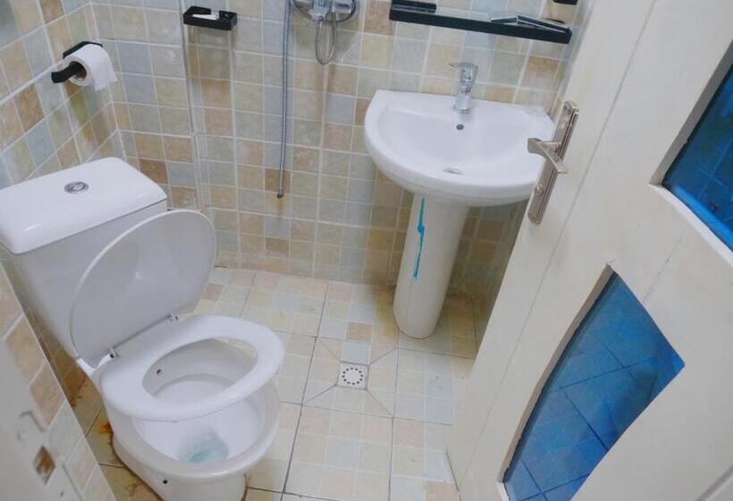 هتل Elvira S Home