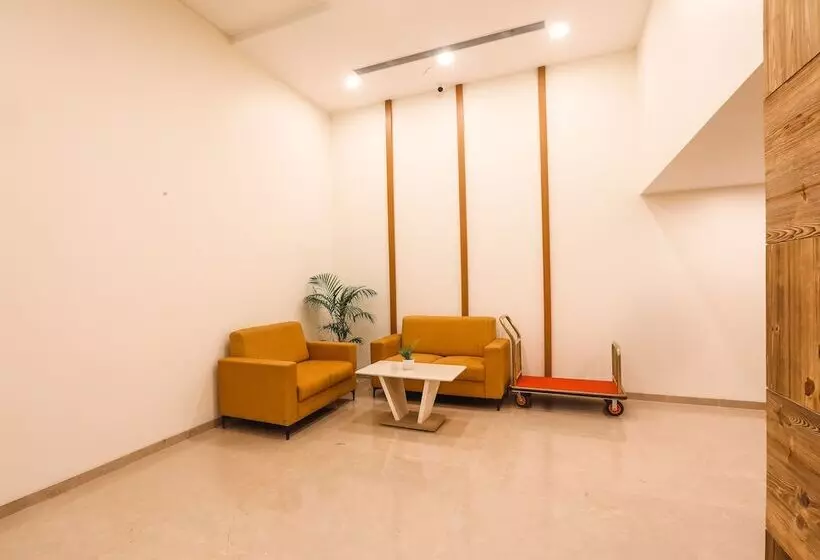 ホテル Ira By Orchid Sambhajinagar   Aurangabad