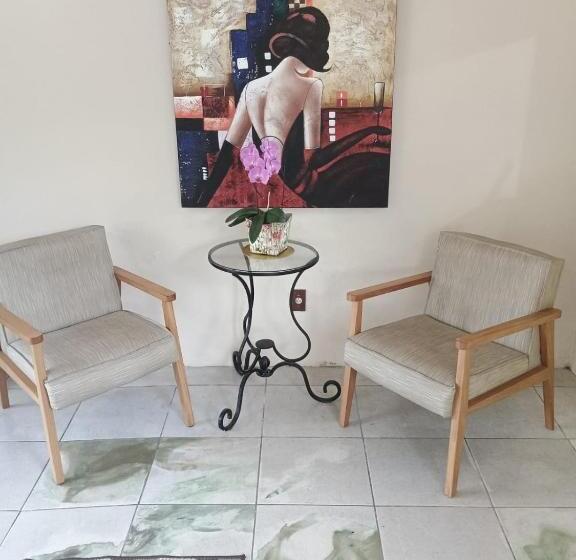 هتل Pousada Vila Rica