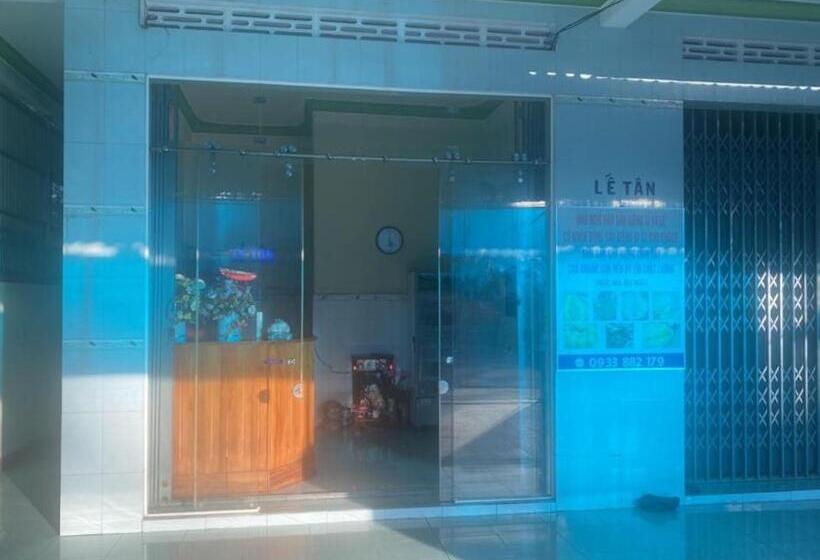 هتل Spot On 1218 Nha Nghi Hung Thinh