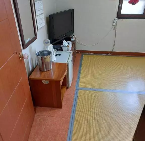 Mokhwajang Motel