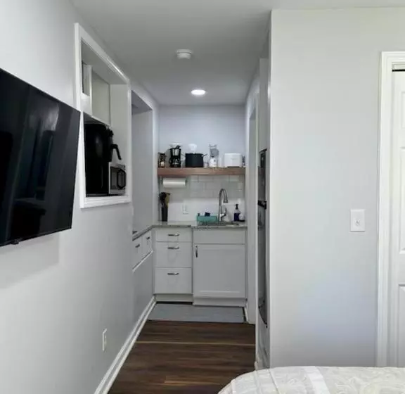 ペンション Studio With Kitchen