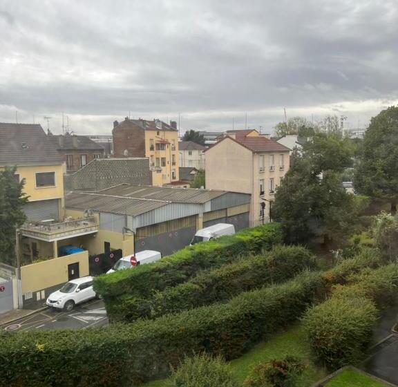 پانسیون Casanova Home