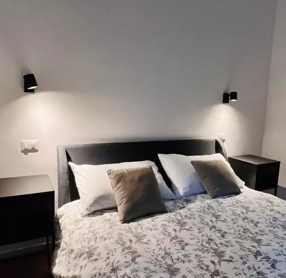 پانسیون Finella Charming Rooms