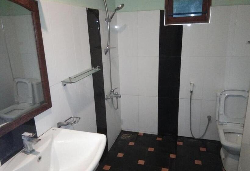 ペンション La Guest Rohana