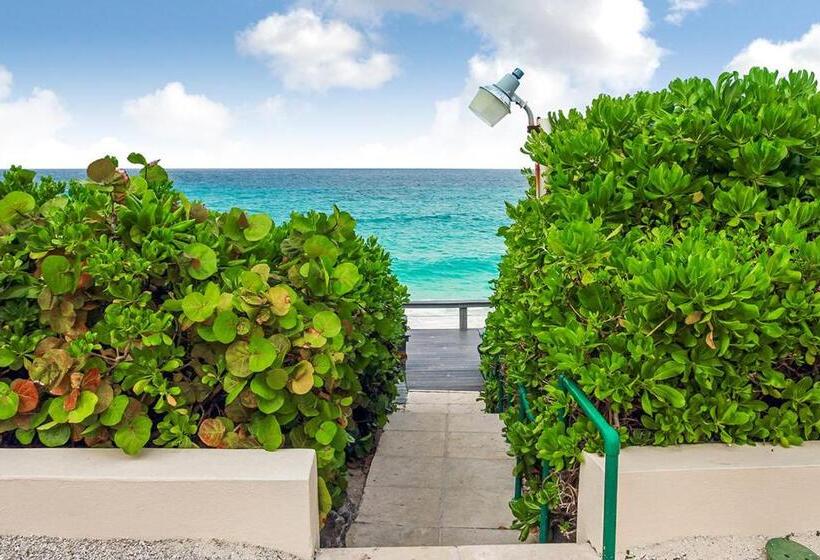 پانسیون Paraiso Townhouse