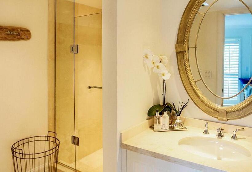 پانسیون Paraiso Townhouse