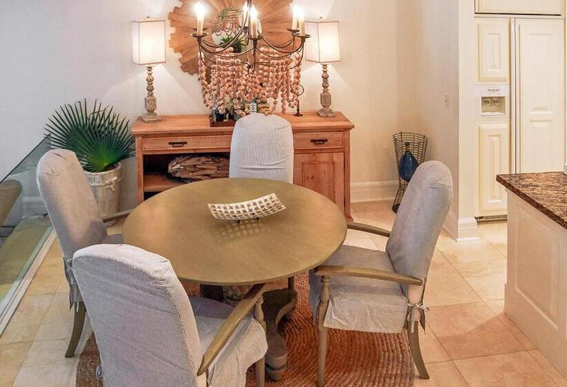 پانسیون Paraiso Townhouse