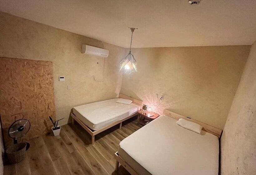 پانسیون This Is Okinawa