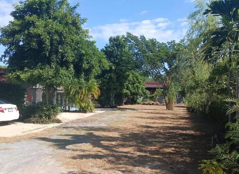 リゾートホテル บ้านสวน สระแก้ว รีสอร์ท