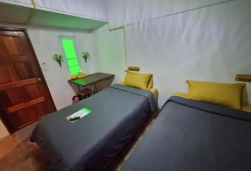 リゾートホテル บ้านสวน สระแก้ว รีสอร์ท