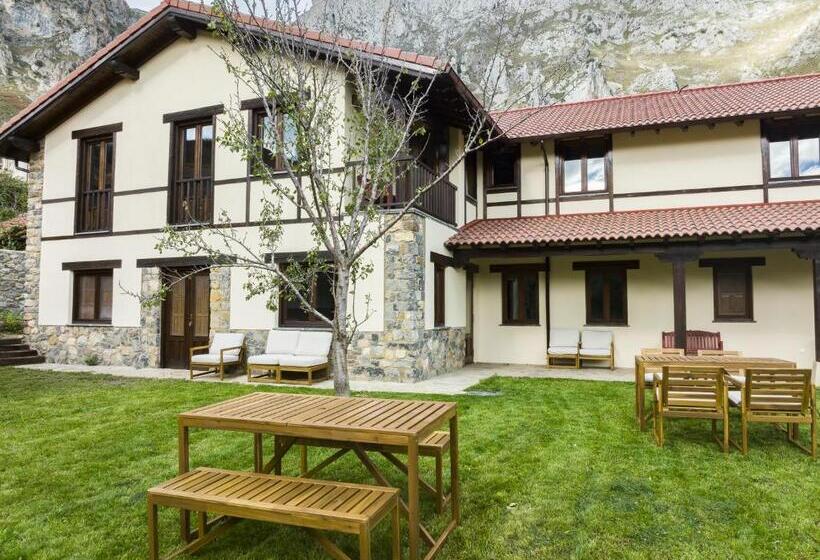 ユースホステル Posada Cabañes