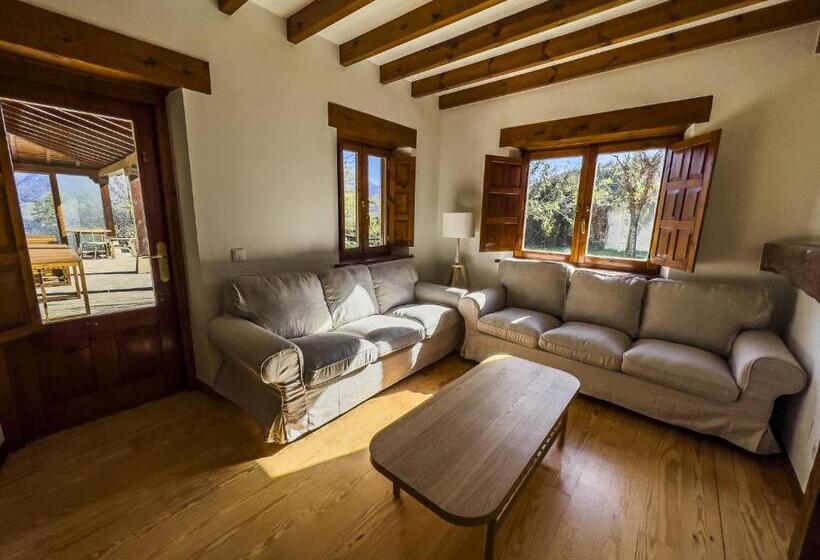 ユースホステル Posada Cabañes