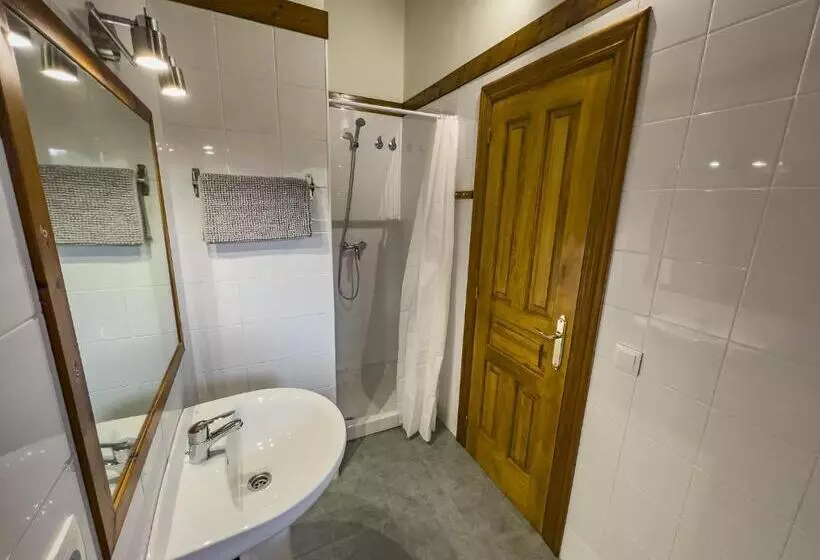هاستل Posada Cabañes