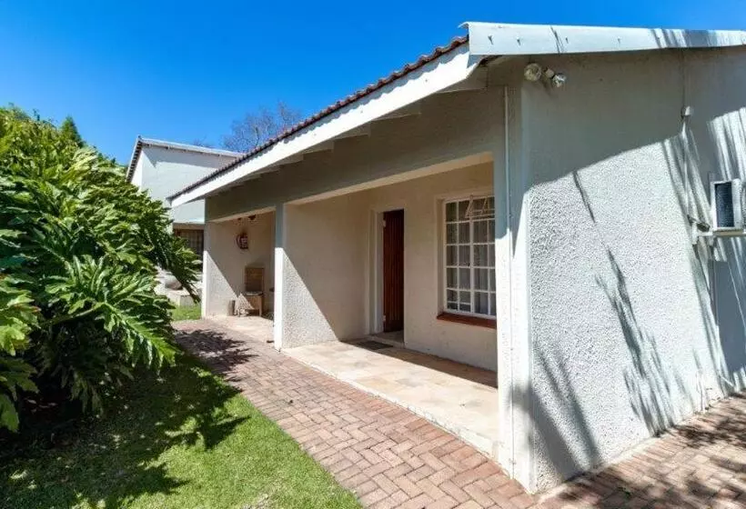 Aamiaismajoitus (B&B) Plumtree Lodge