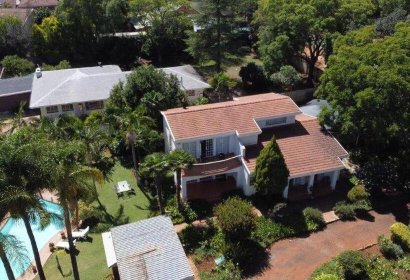 Bed & Breakfast Plumtree Lodge