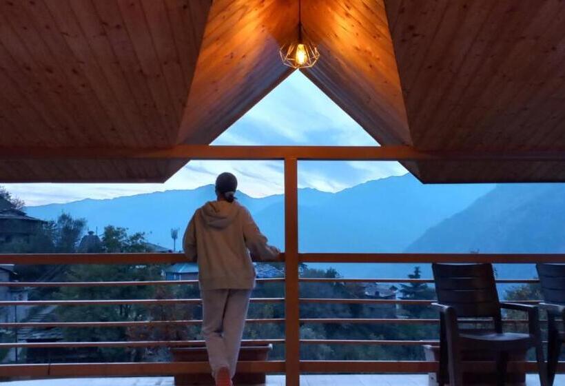 تختخواب و صبحانه The Naggar Trails