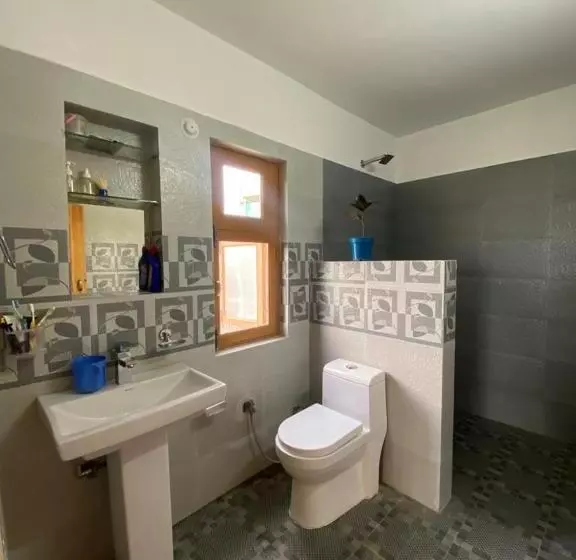 Aamiaismajoitus (B&B) The Naggar Trails