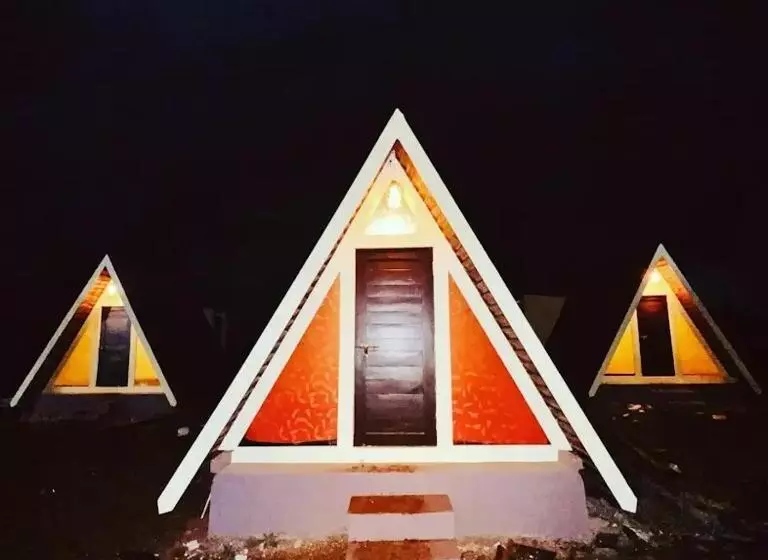 Dega Resorts, Lambasingi