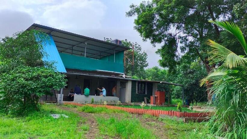 فندق Bonfire Farmhouse